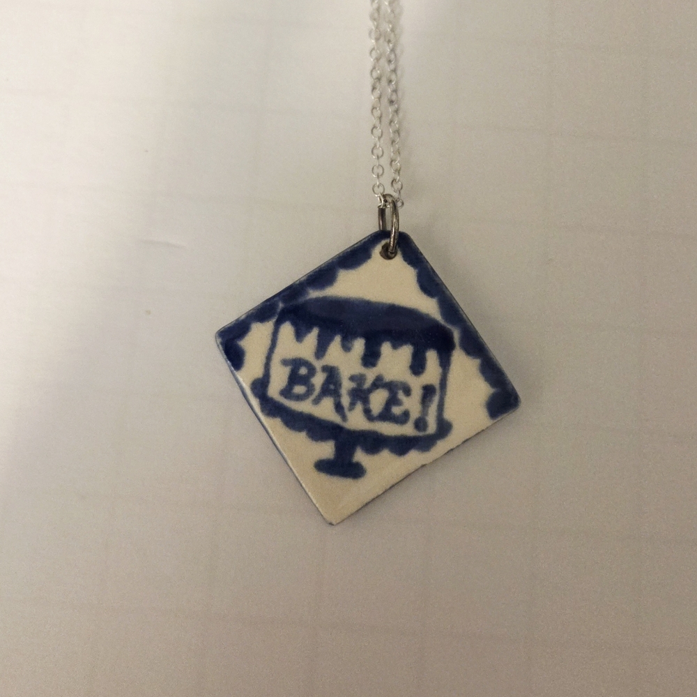 Ceramic Bake Cake Pendant
